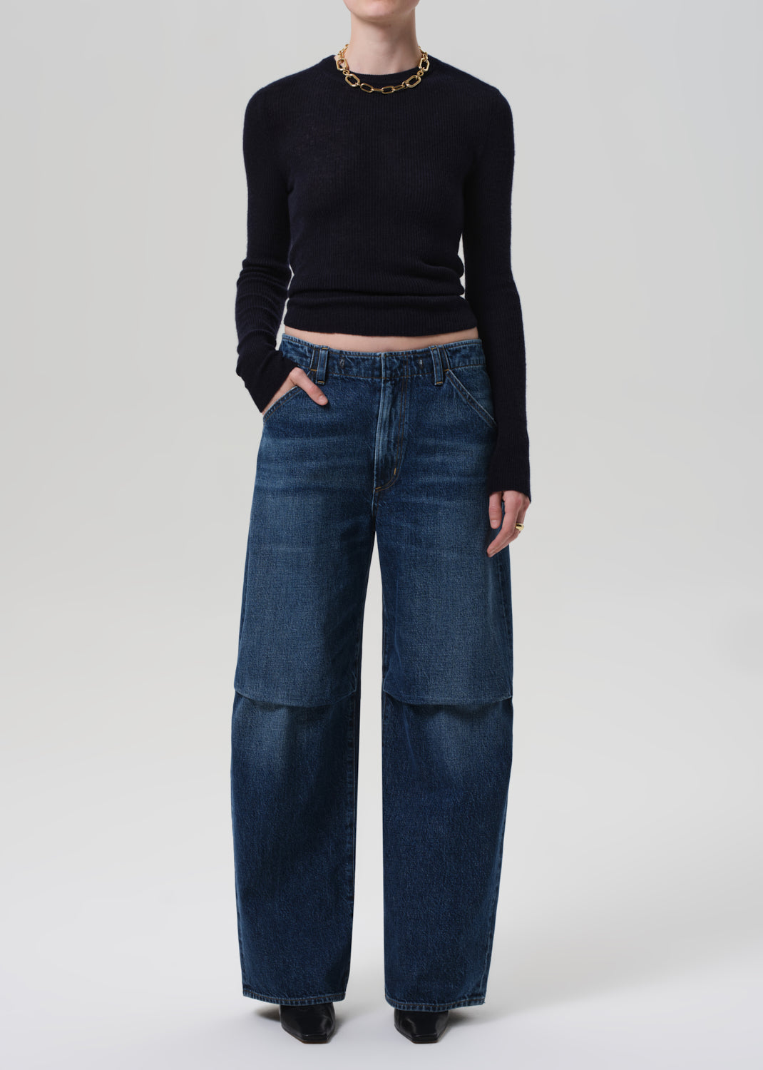 Alessia Crewneck Sweater in Navy