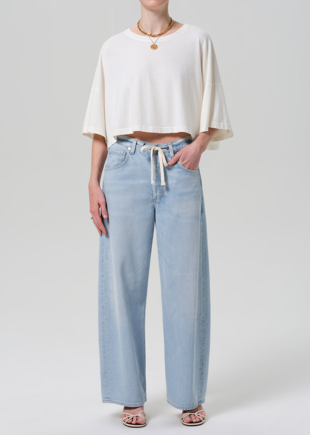 Crop Cape Tee in Pashmina